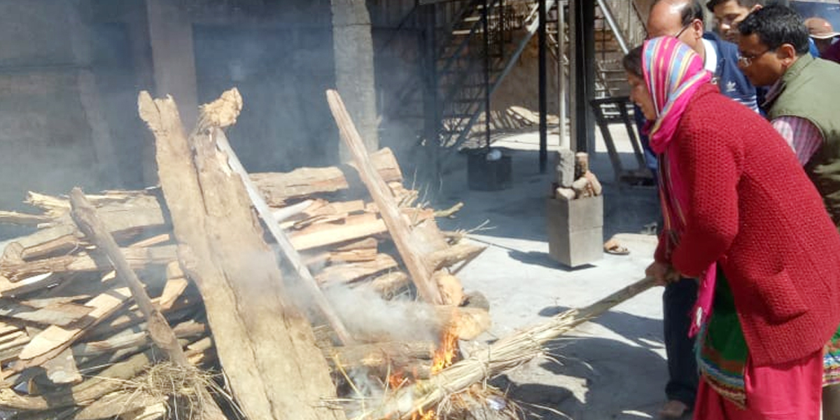 uttarakhand daughter performed final rituals after fathers death