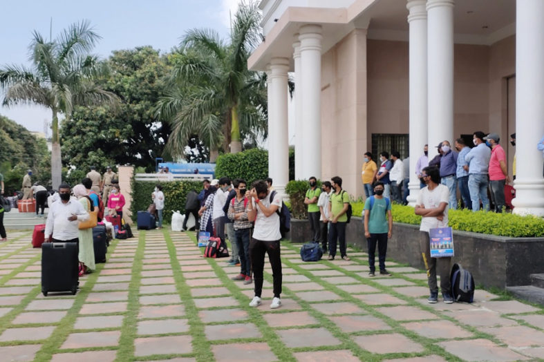 देश भर में फंसे उत्तराखंडी लौट सकेंगे घर, नोडल अधिकारी तय, यहां देखें ई-पास की डिटेल