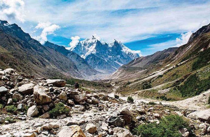 लॉकडाउन से रीचार्ज हो गई प्रकृति, खूब दिख रहा पहाड़ों का सौंदर्य