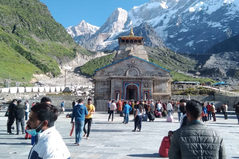 त्रिवेंद्र सिंह सरकार ने देशभर के यात्रियों के लिए चारधाम यात्रा खोली, शर्तें पूरी करनी होंगी