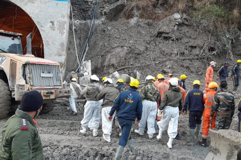 चमोली आपदाः सीएम त्रिवेंद्र राहत कार्यों की निगरानी को फिर पहुंचे जोशीमठ, 20 करोड़ रुपये जारी