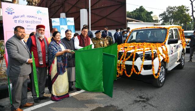 हंस फाउंडेशन ने उत्तराखंड पुलिस को 21 स्कार्पियो दी, सीएम धामी, माताश्री मंगला और भोले जी महाराज ने दिखाई हरी झंडी