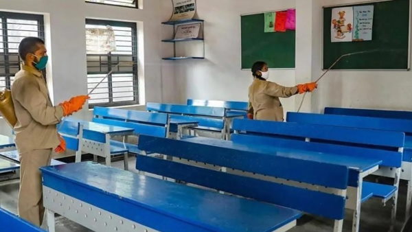 उत्तराखंड में कोरोना की दिस्तक देहरादून के इस स्कूल की छात्राएं कोरोना पॉजिटिव