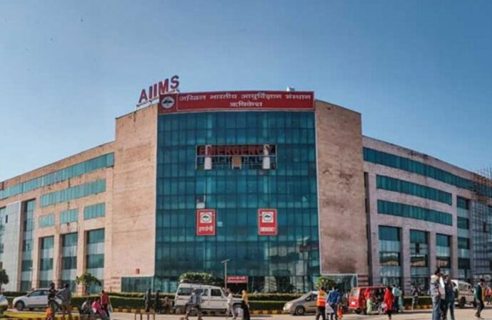 AIIMS ऋषिकेश: महिला चिकित्सक से छेड़खानी मामले की जांच करेगी एसआईटी