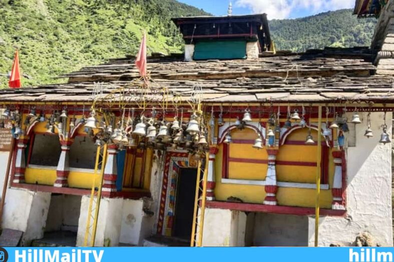 एक ऐसा मंदिर जहां दो महीने तक चलते हैं जागर