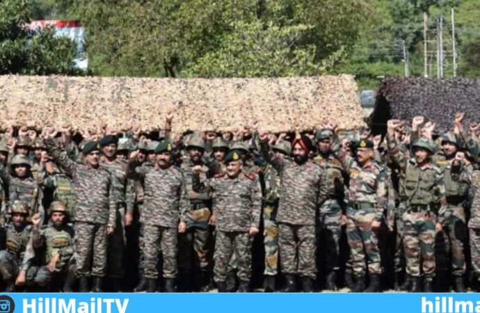 सीडीएस जनरल अनिल चौहान ने फ्रंटलाइन पर तैनात जवानों के साथ मनाई दीपावली