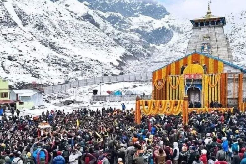 बाबा केदारनाथ… दुनिया का एकलौता शिव मंदिर, जो कहलाता है जागृत महादेव