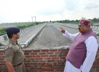 Satpal Maharaj ने मालन नदी पर टूटे पुल का किया निरीक्षण