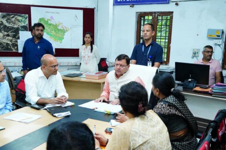 भारी बारिश के कारण राज्य को अभी तक एक हजार करोड़ से अधिक नुकसान होने का अनुमान