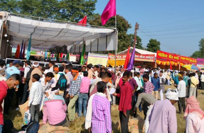 पंतनगर कृषि विश्वविद्यालय में किसान मेले का शुभारंभ, कुलपति ने किसानों के हित में बताई कई बातें