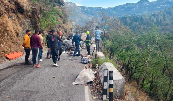 सुबह सुबह बड़ा हादसा चार लोगों की मौके पर हुई मौत वही दो गंभीर रूप से हुए घायल