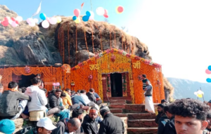 शुभ मुहूर्त पर खुले चतुर्थ केदार रुद्रनाथ मंदिर के कपाट