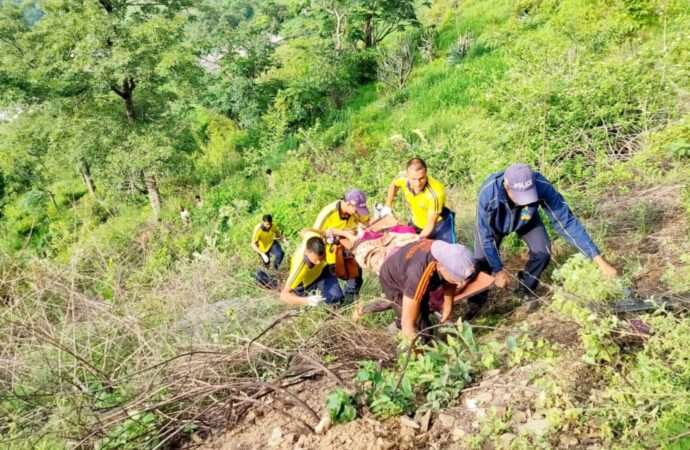 रुद्रप्रयाग के कोटेश्वर के पास चोपड़ा मार्ग पर वाहन हुआ दुर्घटनाग्रस्त, दो लोगों की मौत की खबर और चार घायल