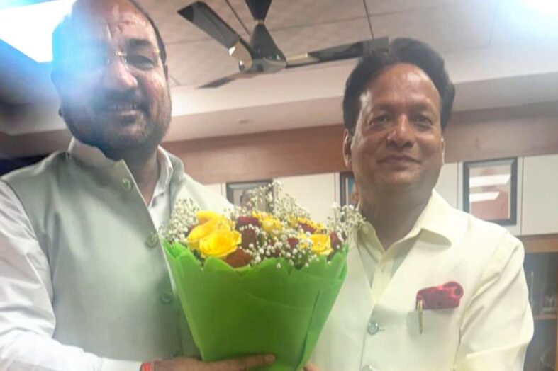 जीबी पंत के कुलपति ने डीएआरई के सचिव एवं आईसीएआर के महानिदेशक से मुलाकात की