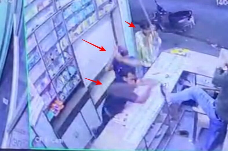 मेडिकल स्टोर स्वामी को कुछ युवकों ने लाठी-डंडो से पीटा, मामला दर्ज