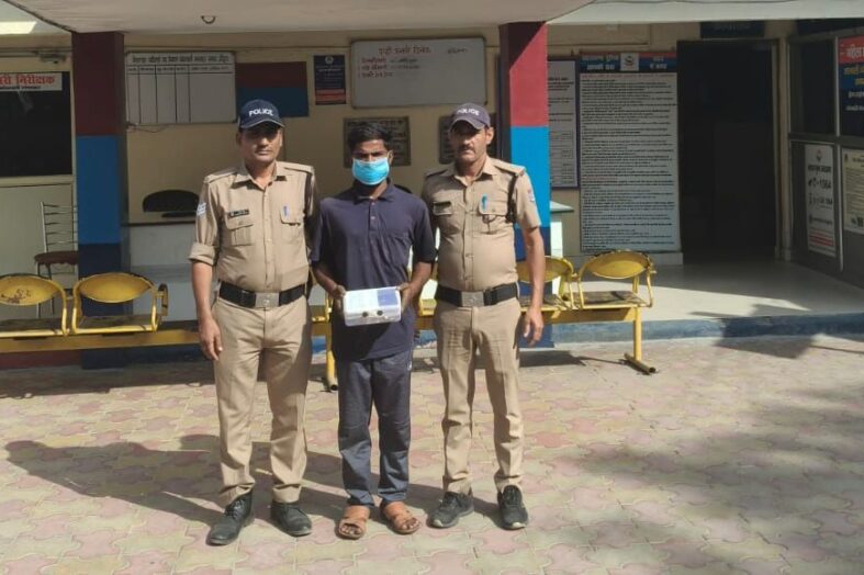 भगवान की मूर्तियां चोरी करने का आरोपी गिरफ्तार