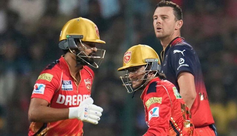 पंजाब के खिलाफ RCB ने जीता टॉस, पहले गेंदबाजी का किया फैसला