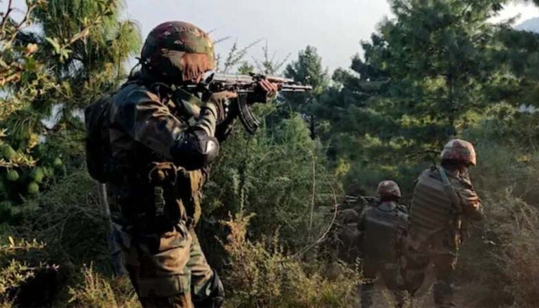 LOC पर पाकिस्तान की नापाक हरकत, लगातार तीसरी रात किया संघर्ष विराम का उल्लंघन