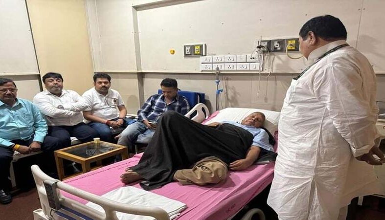 RJD सुप्रीमो लालू प्रसाद यादव की तबीयत बिगड़ी, डाक्टरों ने इलाज के लिए दिल्ली किया रेफर