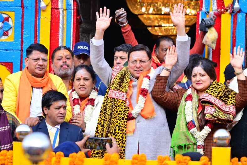 विधि-विधान से खुले ग्यारहवें ज्योर्तिलिंग श्री केदारनाथ धाम के कपाट, सीएम धामी रहे मौजूद