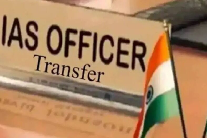 दिल्ली में बड़ा प्रशासनिक फेरबदल, 42 आईएएस अधिकारियों का किया गया तबादला