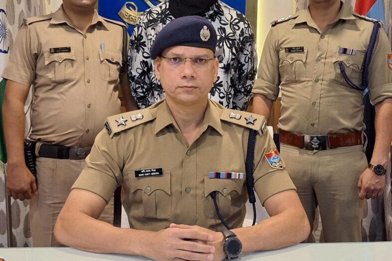 दोहरे हत्याकांड में फरार चल रहा आरोपी गिरफ्तार