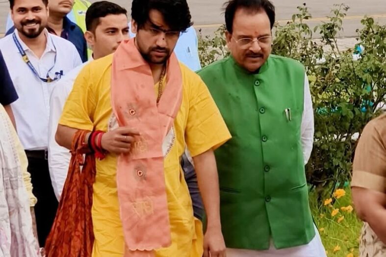 तीन दिवसीय कार्यक्रम में भाग लेने उत्तराखण्ड पहुंचे पंडित शास्त्री