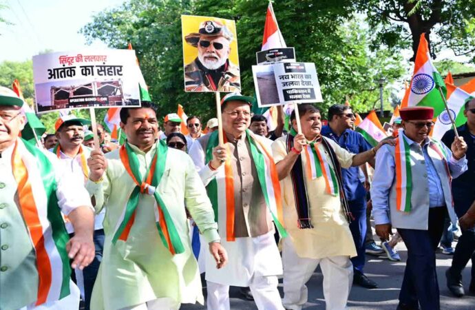उत्तराखंड वीर भूमि है, जहां का लगभग हर परिवार देशसेवा से जुड़ा है: धामी