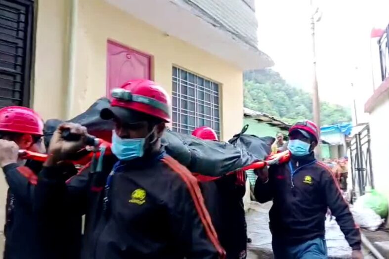 केदारनाथ पैदल मार्ग में अचेत मिले दो यात्री, डॉक्टरों ने किया मृत घोषित