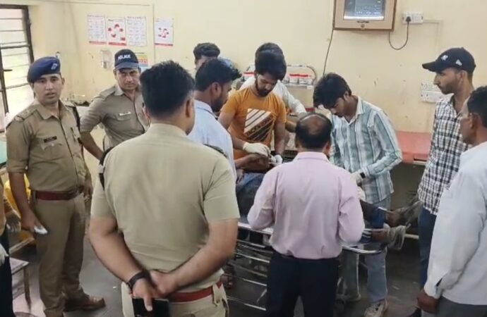 पुलिस मुठभेड में गोली लगने से घायल बदमाश गिरफ्तार, अन्य फरार तलाश जारी