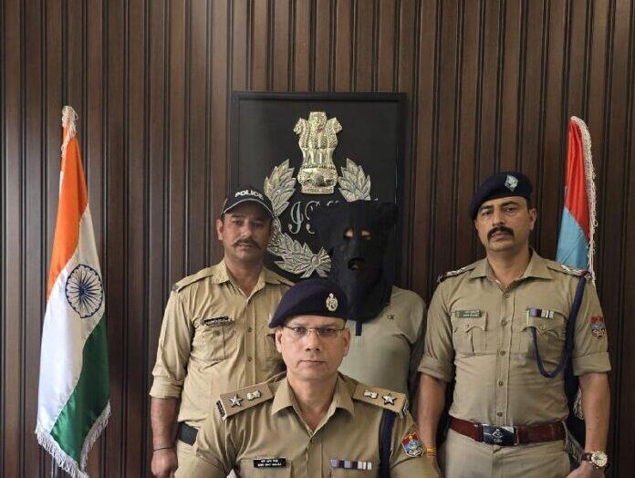 दोहरे हत्याकांड का फरार आरोपी गिरफ्तार