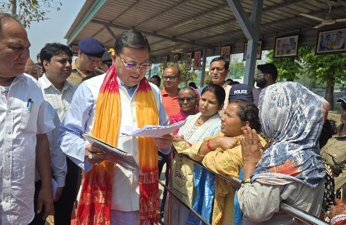 मुख्यमंत्री ने किया निर्माणाधाीन मां पूर्णागिरी मंदिर का स्थलीय निरीक्षण