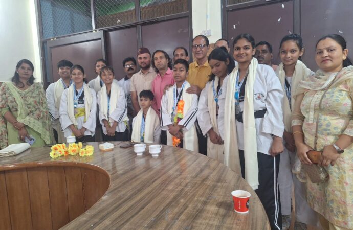 नेशनल ताइक्वांडो चैंपियनशिप में छात्रों ने नौ मेडल हासिल किए