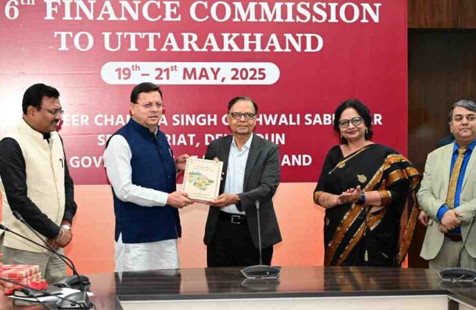 प्रदेश की बेरोजगारी दर में रिकॉर्ड 4.4 प्रतिशत की कमी आई हैः सीएम