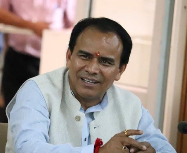 चार दिवसीय गढ़वाल भ्रमण पर मंत्री डॉ. धन सिंह रावत