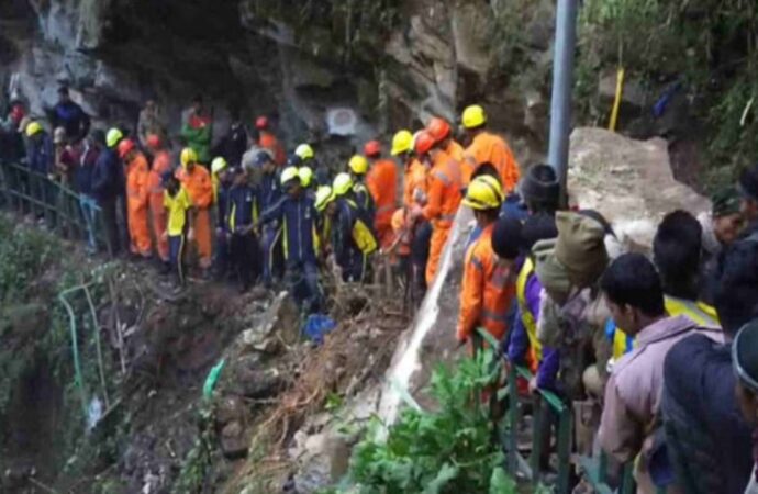 उत्तराखंड में पिछले 48 घंटे में 6 बड़े हादसे, 8 लोगों की मौत, 13 घायल