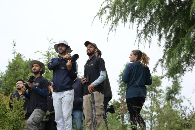 फोटोग्राफरों को बर्ड एंड एस्ट्रो फोटोग्राफी के बारे में दी जानकारी