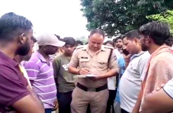 आकाशीय बिजली गिरने से दो की मौत, दो महिलाएं घायल