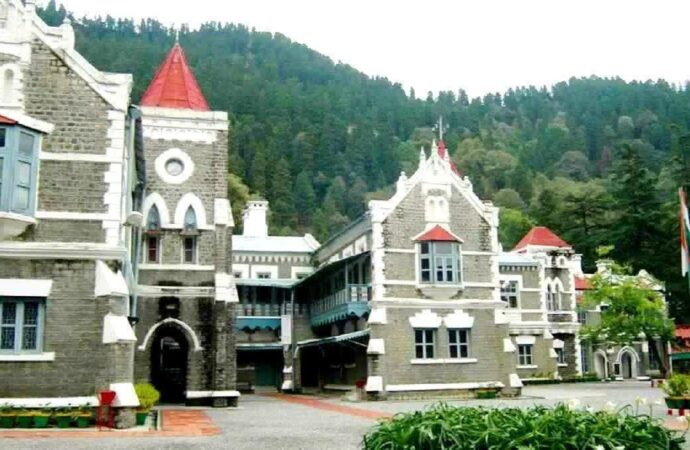 उत्तराखंड पंचायत चुनाव पर हाईकोर्ट ने लगाई रोक
