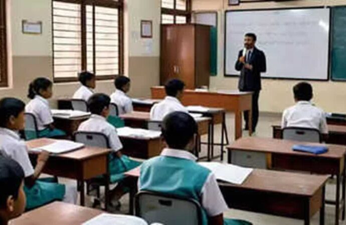 रुद्रप्रयाग जिले में बंद हो सकते हैं 50 से अधिक स्कूल, मंडरा रहा ये बड़ा खतरा