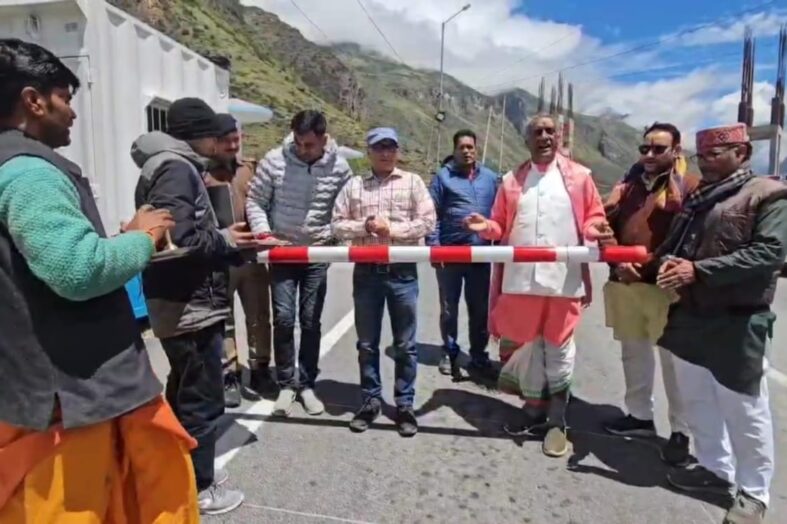 बदरीनाथ में ईको पर्यटन के लिएफास्टैग सुविधा शुरू