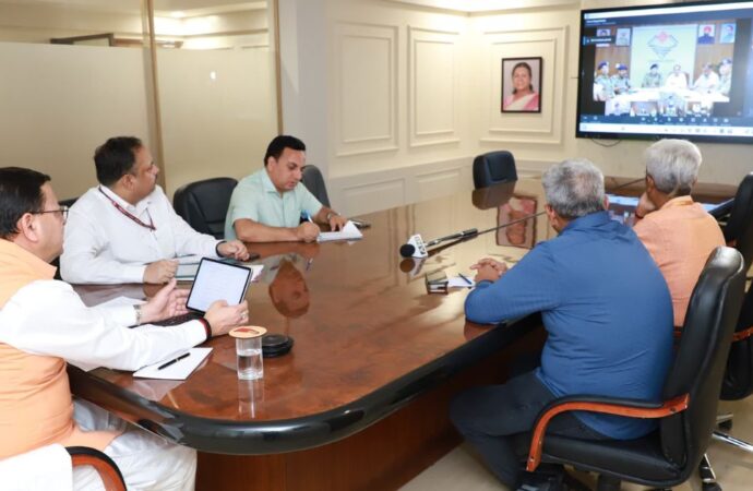 कांवड़ यात्रा को लेकर सीएम धामी ने की उच्च स्तरीय बैठक