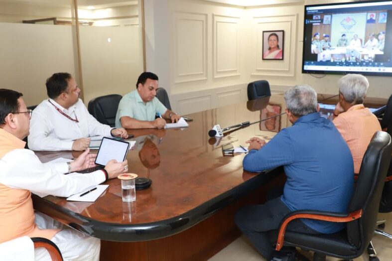 कांवड़ यात्रा को लेकर सीएम धामी ने की उच्च स्तरीय बैठक