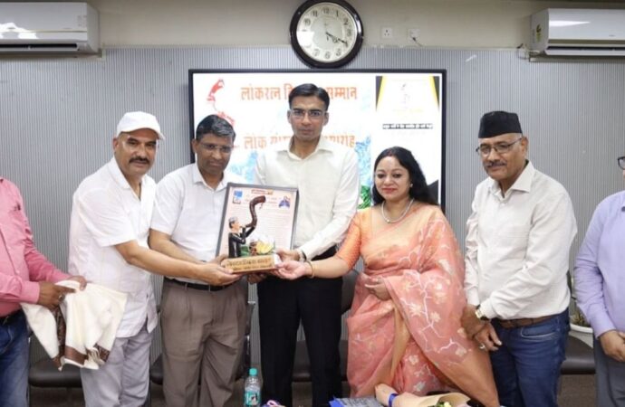 डीएम सविन बंसल को मिला ‘लोकरत्न हिमालय सम्मान’