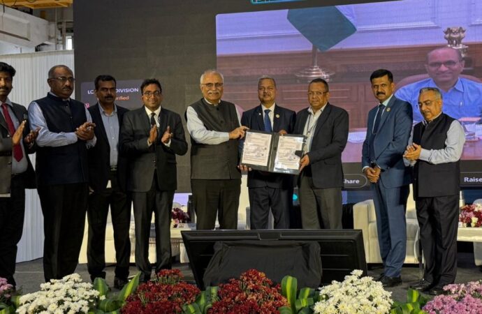 एचएएल को एलएंडटी से हल्के लड़ाकू विमान एमके1ए के लिए विंग असेंबली का पहला सेट प्राप्त