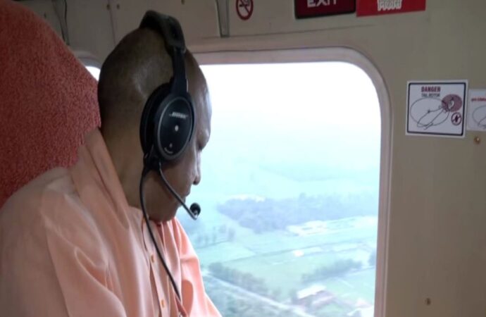 कांवड़ यात्रा को अपवित्र करने की कोशिश करने वालों पर हो सख्त कार्रवाई : सीएम योगी