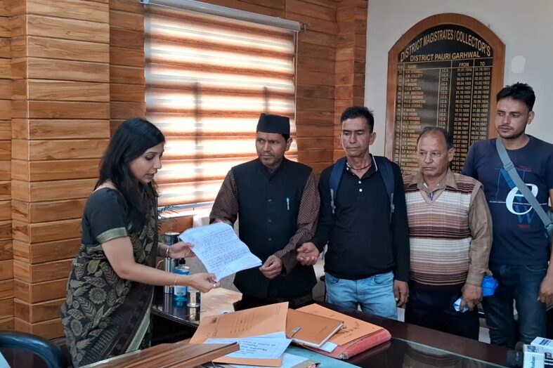 गांव में एक भी ओबीसी मतदाता नहीं और डांगी ग्राम की सीट कर दी ओबीसी रिजर्व