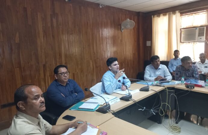 निर्वाचन कार्य एक संवेदनशील जिम्मेदारी, इसे गंभीरता से लेंरू जैन