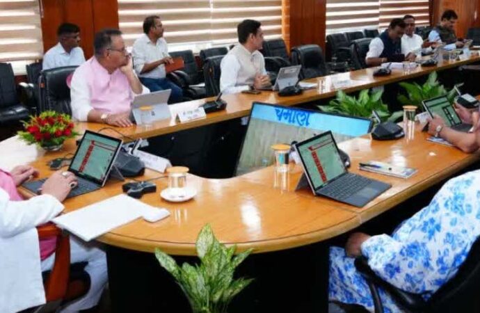 धामी मंत्रीमंडल ने रेशम कोकून की एमएसपी में की बढोत्तरी