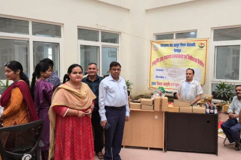 तनाव से मुक्ति के लिए प्राकृतिक चिकित्सा जरूरी – स्वरूप